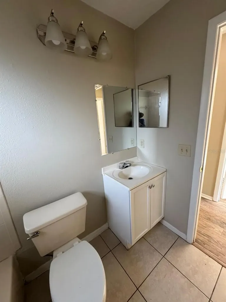 1557 Long Pond Drive Valrico FL 33594