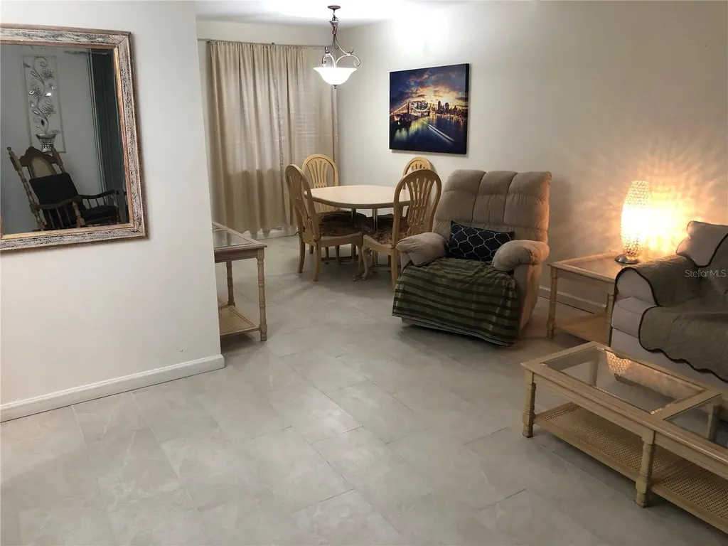 2203 Canal Drive Bradenton FL 34207