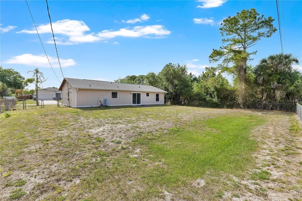 587 Tasco Ave SW Palm Bay FL 32908