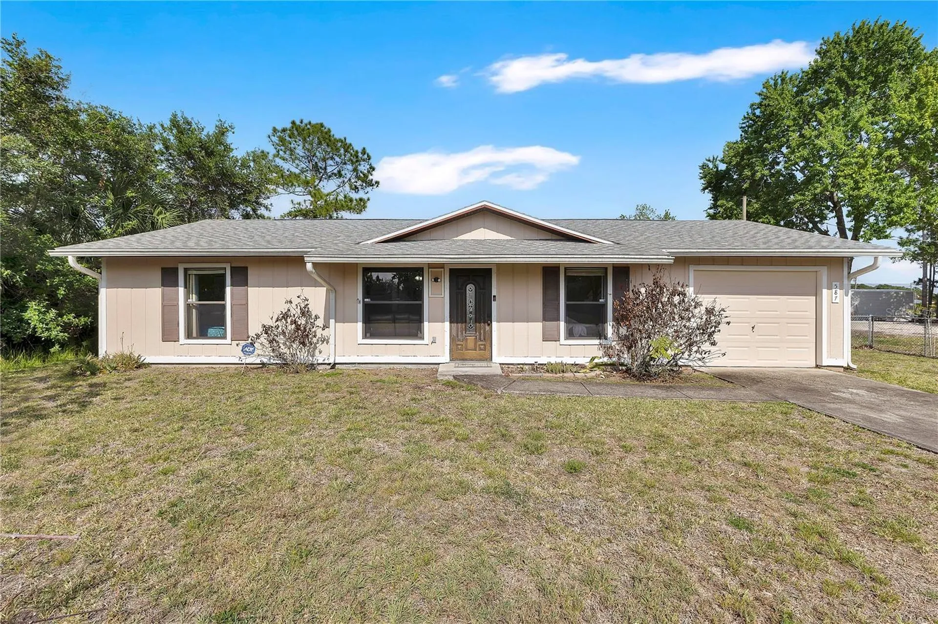 587 Tasco Ave SW Palm Bay FL 32908