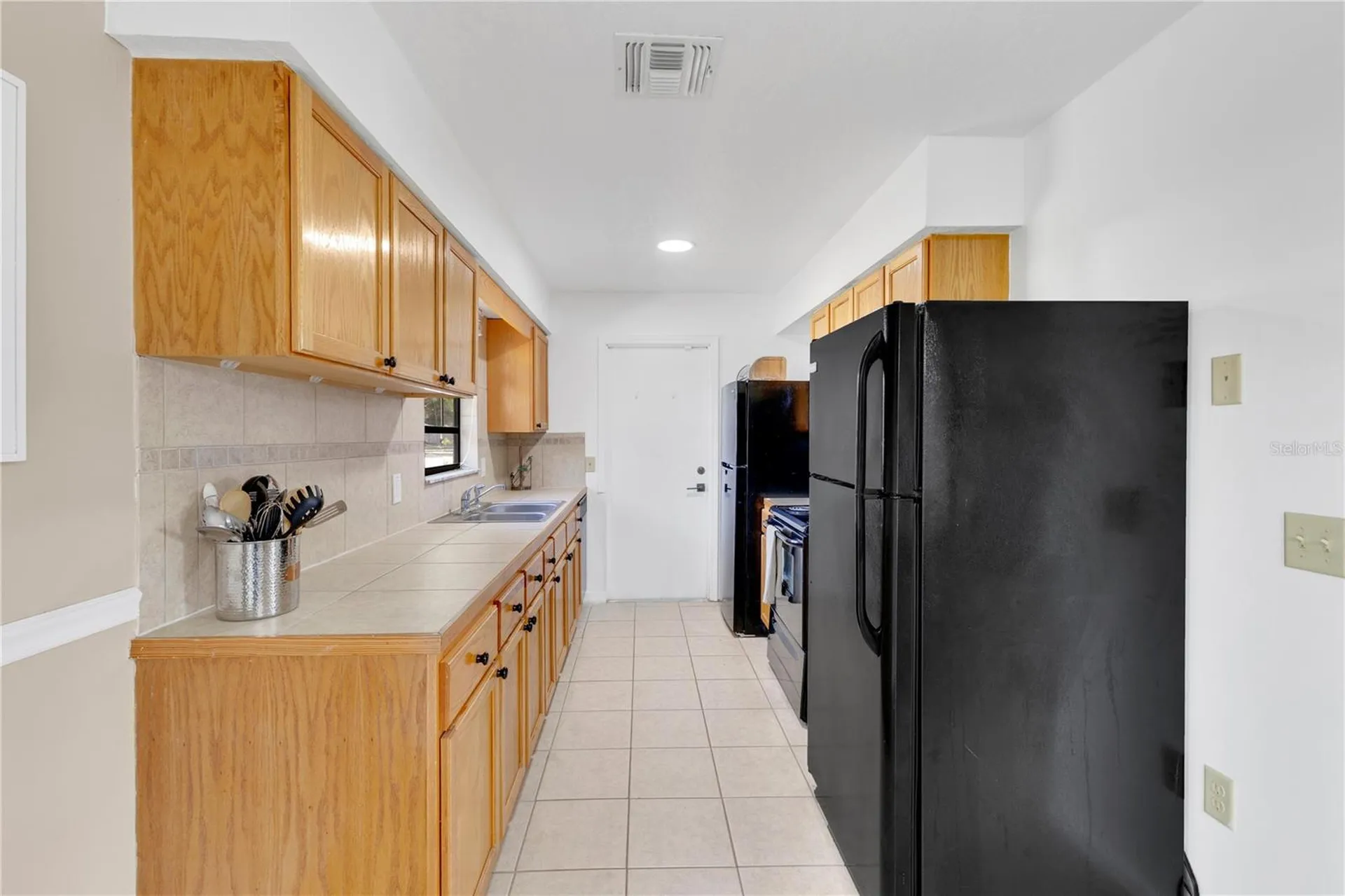 587 Tasco Ave SW Palm Bay FL 32908