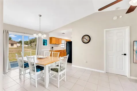 587 Tasco Ave SW Palm Bay FL 32908