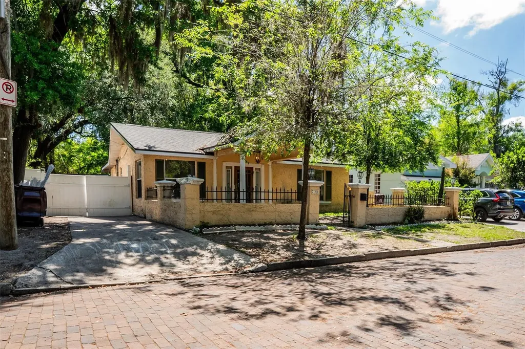721 Seminole Avenue Orlando FL 32804