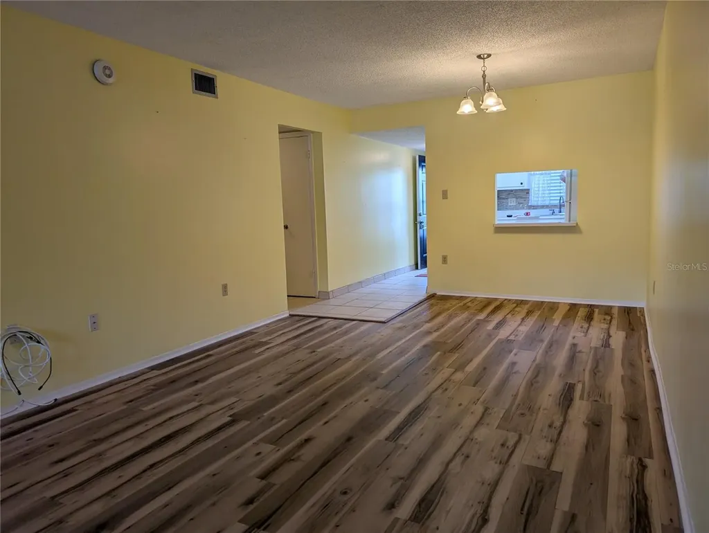 4111 Heron Way Bradenton FL 34205