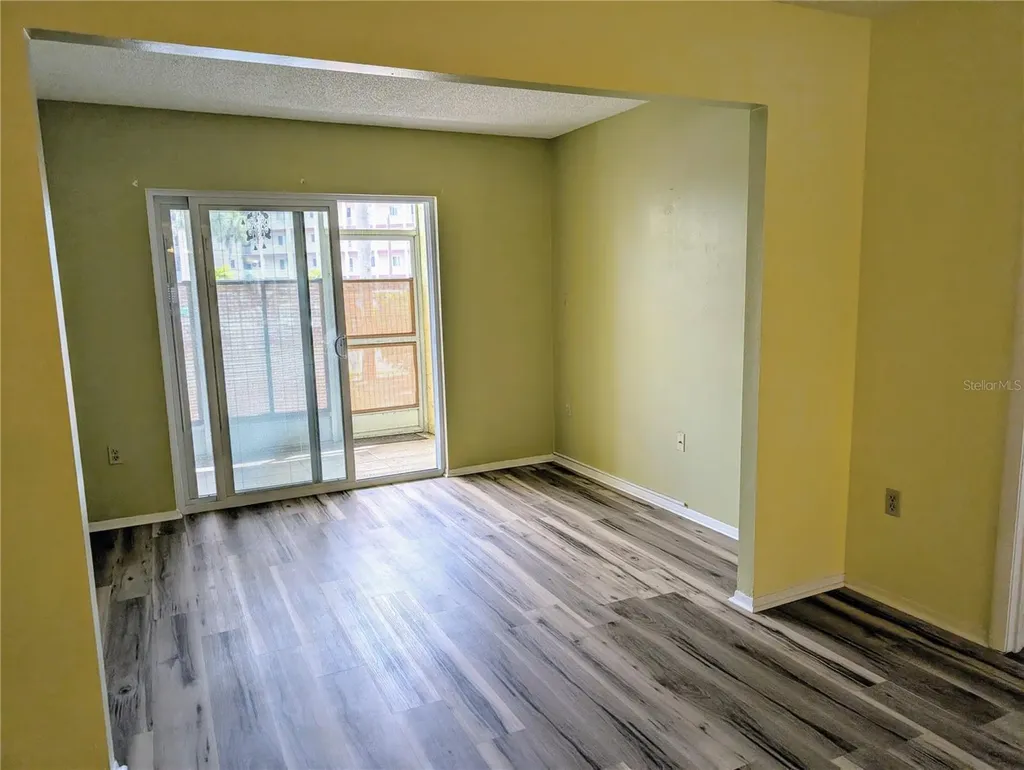 4111 Heron Way Bradenton FL 34205