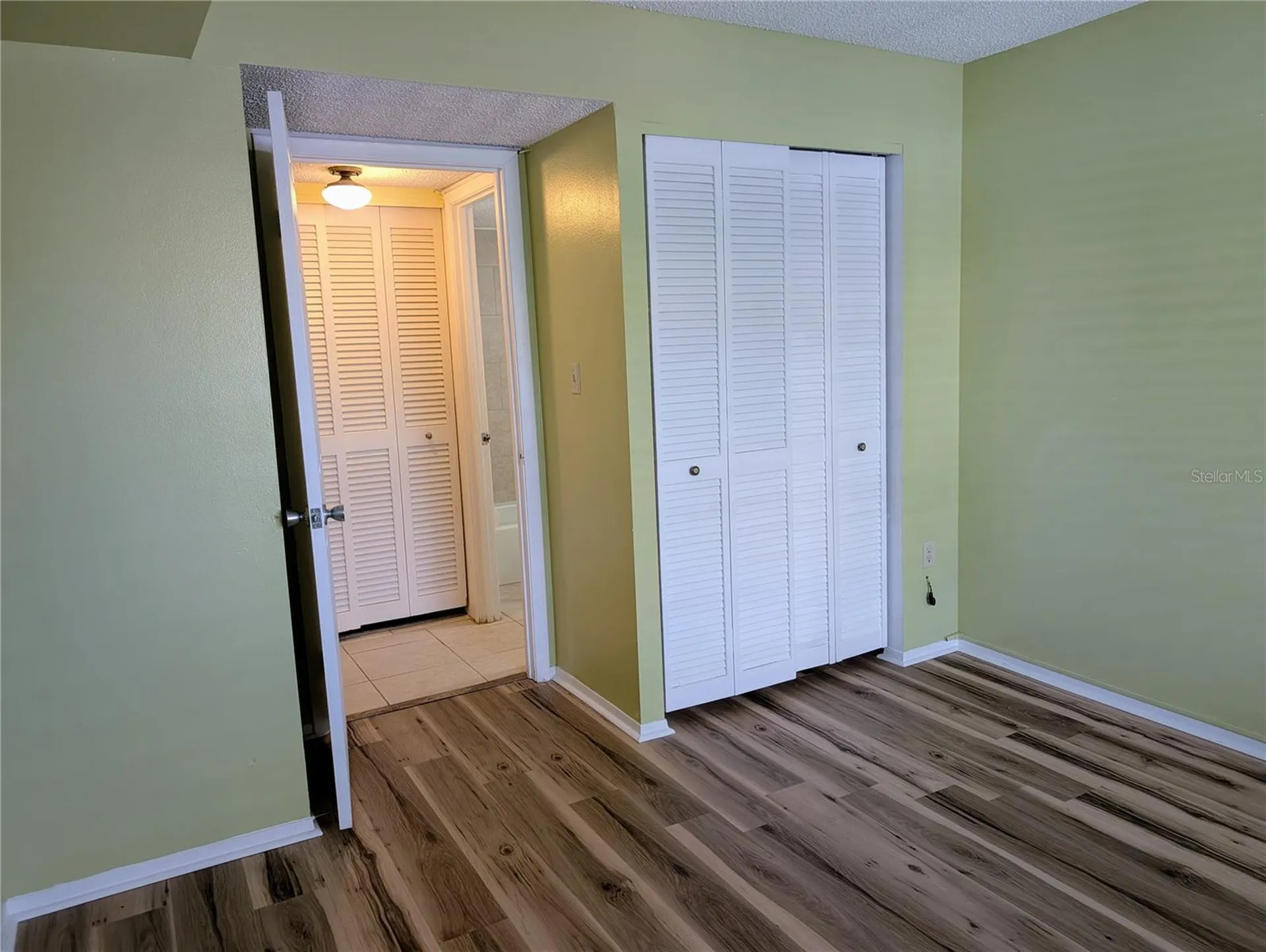 4111 Heron Way Bradenton FL 34205