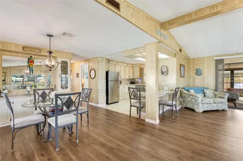 622 La Sala North Port FL 34287
