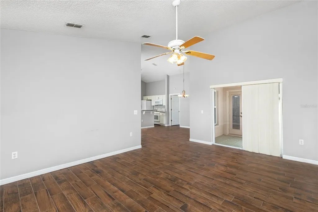 2503 Hybrid Court Kissimmee FL 34758