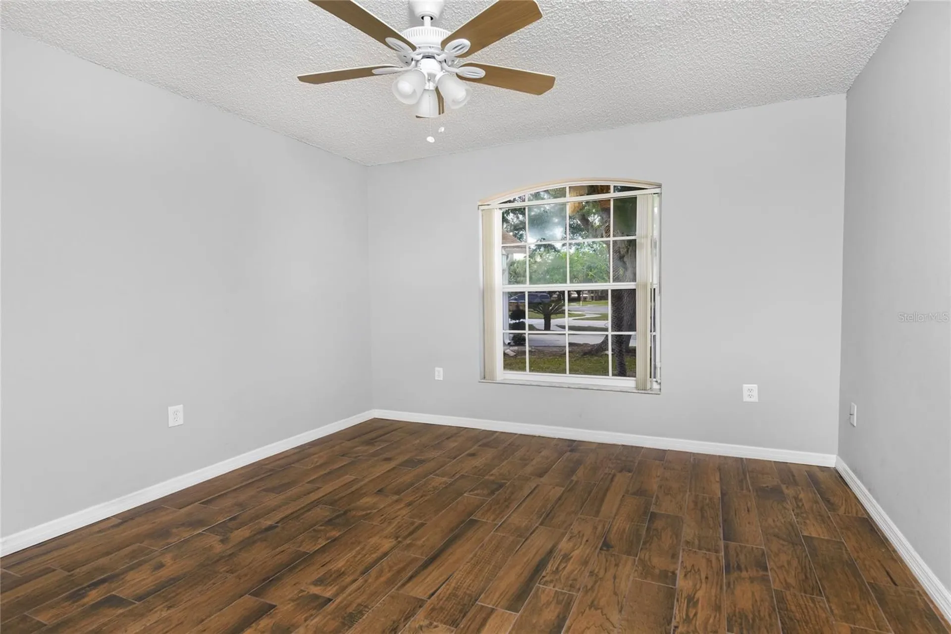 2503 Hybrid Court Kissimmee FL 34758