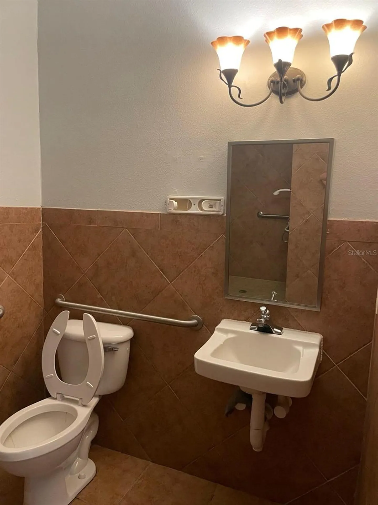 3001 Michigan Avenue Kissimmee FL 34744