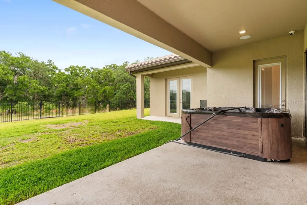 14544 Swiss Bridge Drive Lithia FL 33547