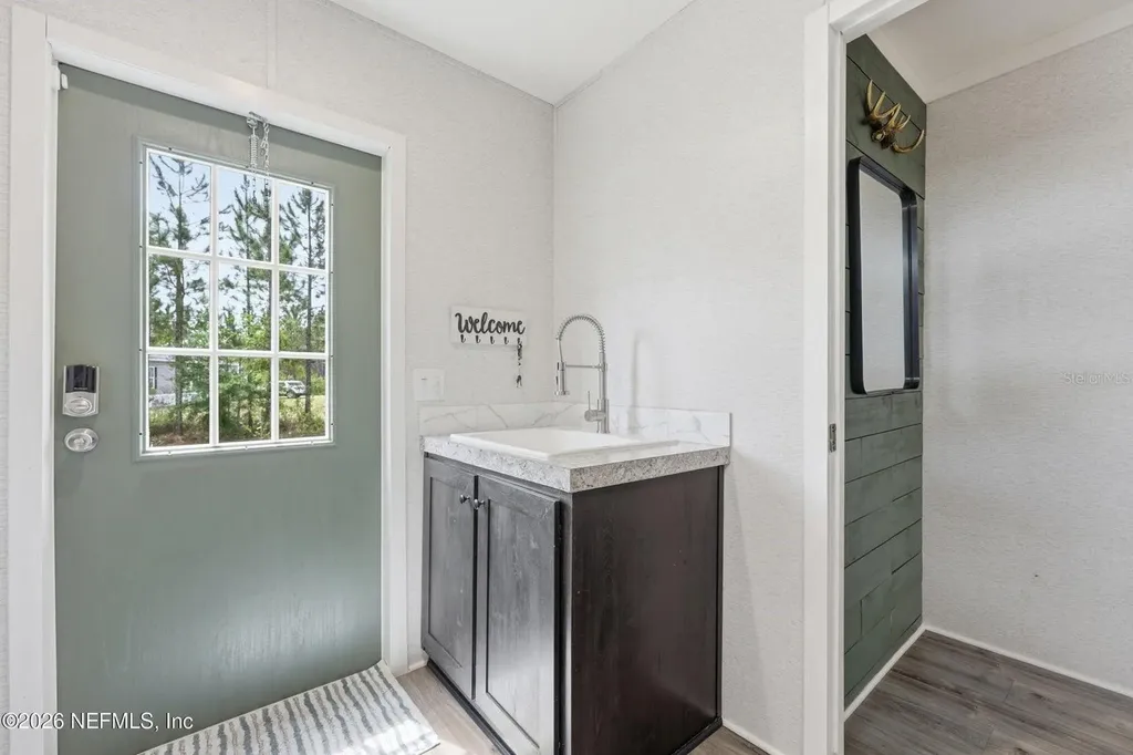 2626 Will Elledge Road Glen St Mary FL 32040