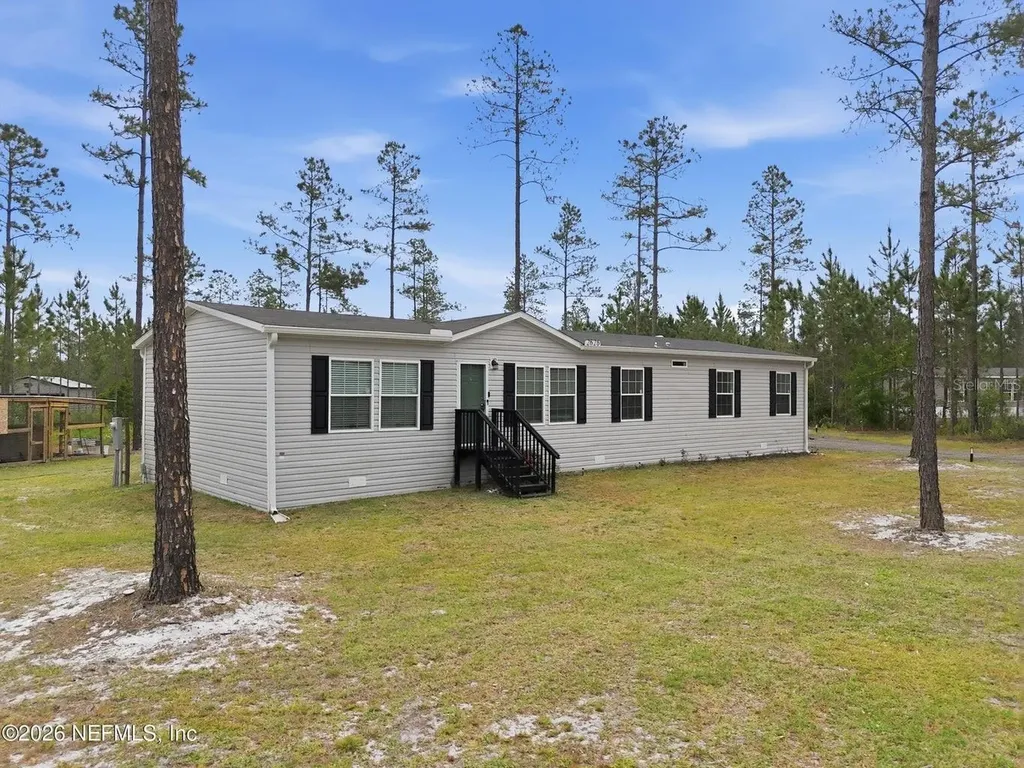 2626 Will Elledge Road Glen St Mary FL 32040