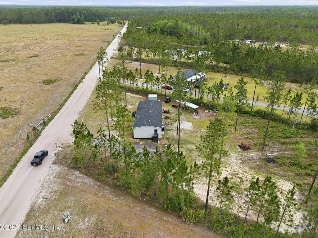 2626 Will Elledge Road Glen St Mary FL 32040