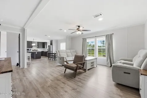 2626 Will Elledge Road Glen St Mary FL 32040