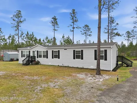 2626 Will Elledge Road Glen St Mary FL 32040