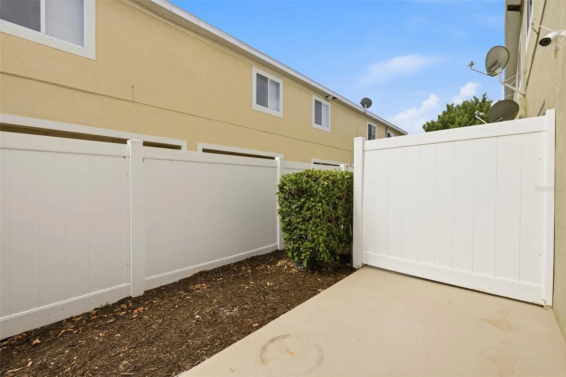 8545 Trail Wind Drive Tampa FL 33647