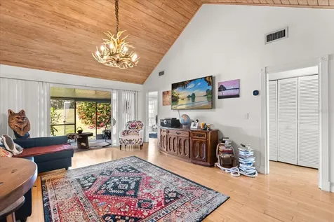 1026 Villa Lane Apopka FL 32712
