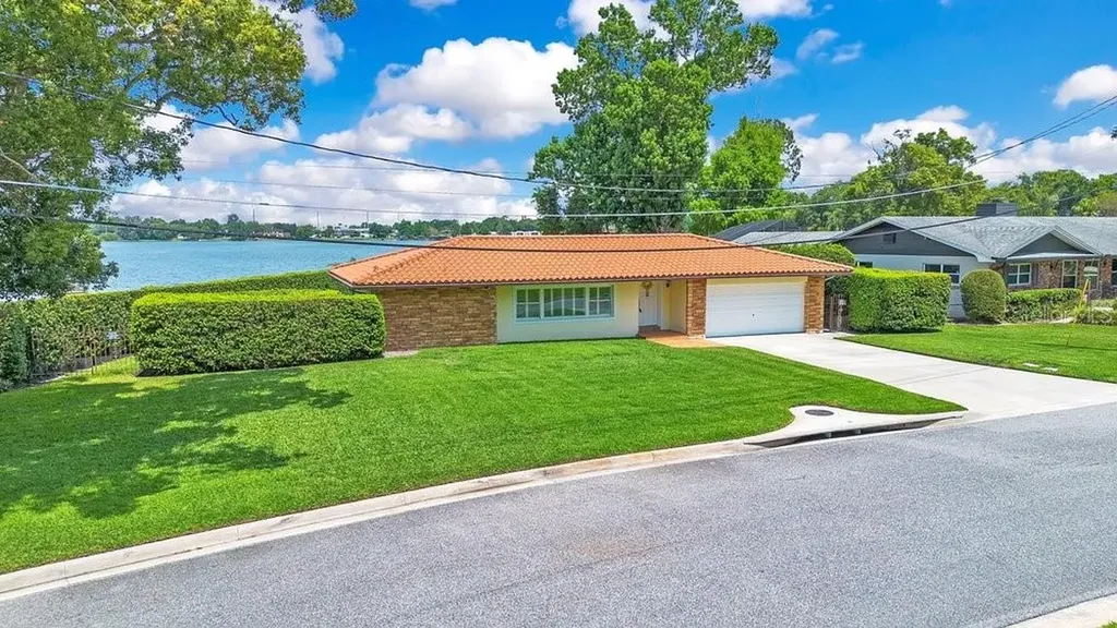 3108 Troy Drive Orlando FL 32806