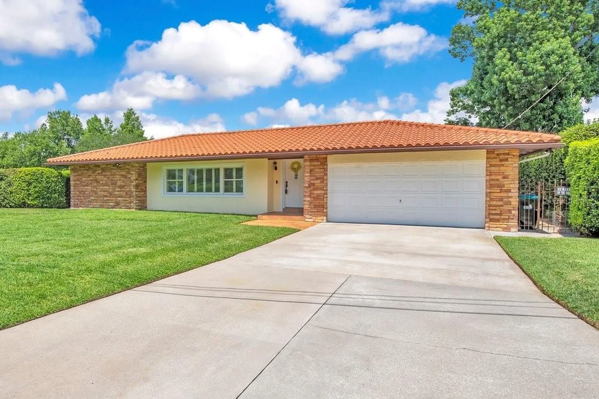 3108 Troy Drive Orlando FL 32806