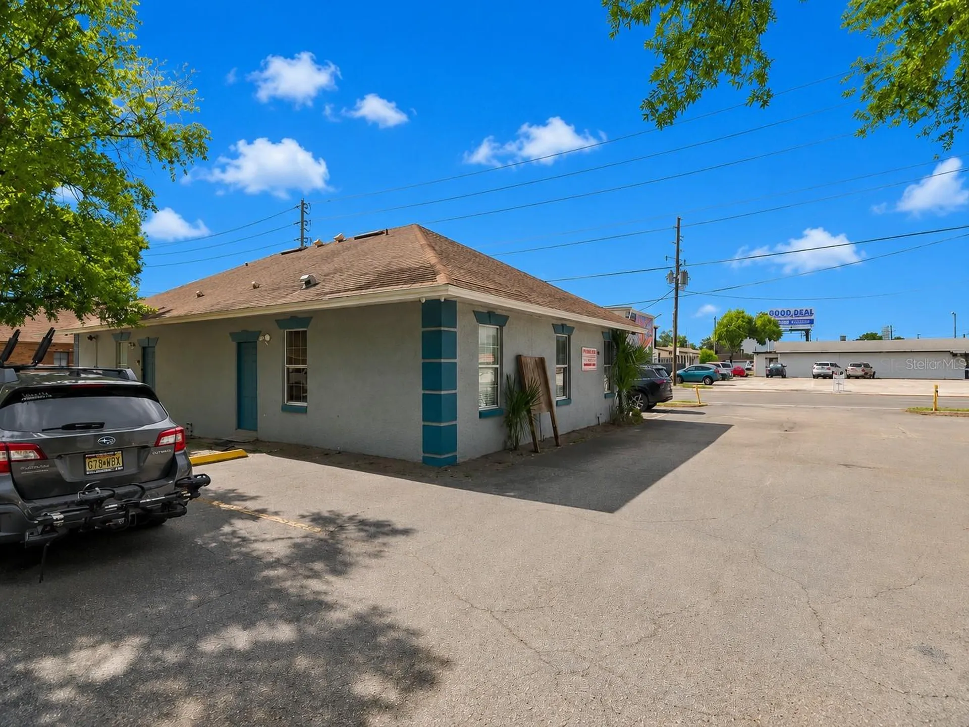 631 E Oak Ridge Road Orlando FL 32809