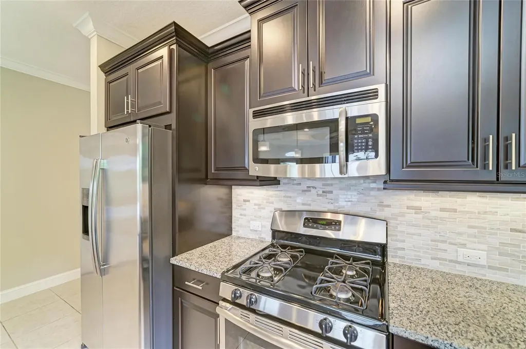 1936 Orange Lake Cove Bradenton FL 34211