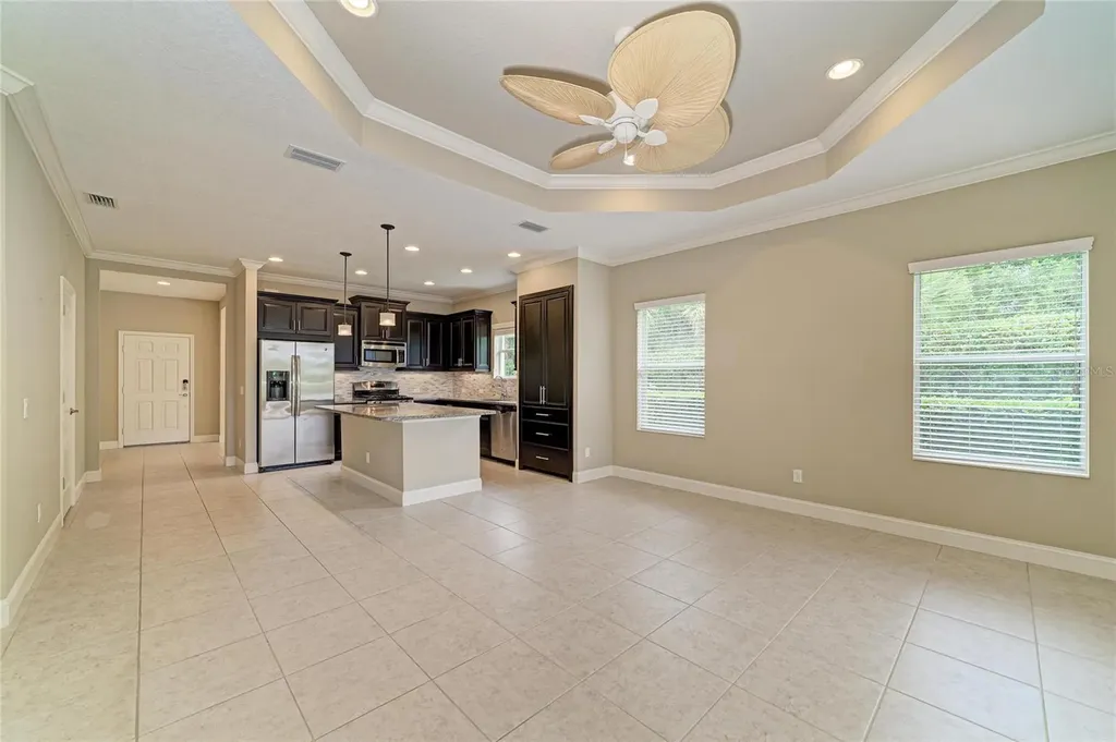 1936 Orange Lake Cove Bradenton FL 34211