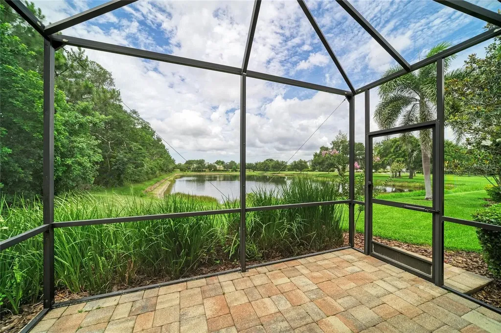 1936 Orange Lake Cove Bradenton FL 34211