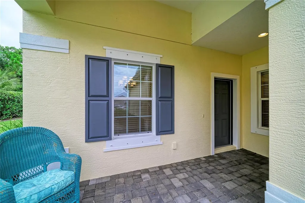 1936 Orange Lake Cove Bradenton FL 34211