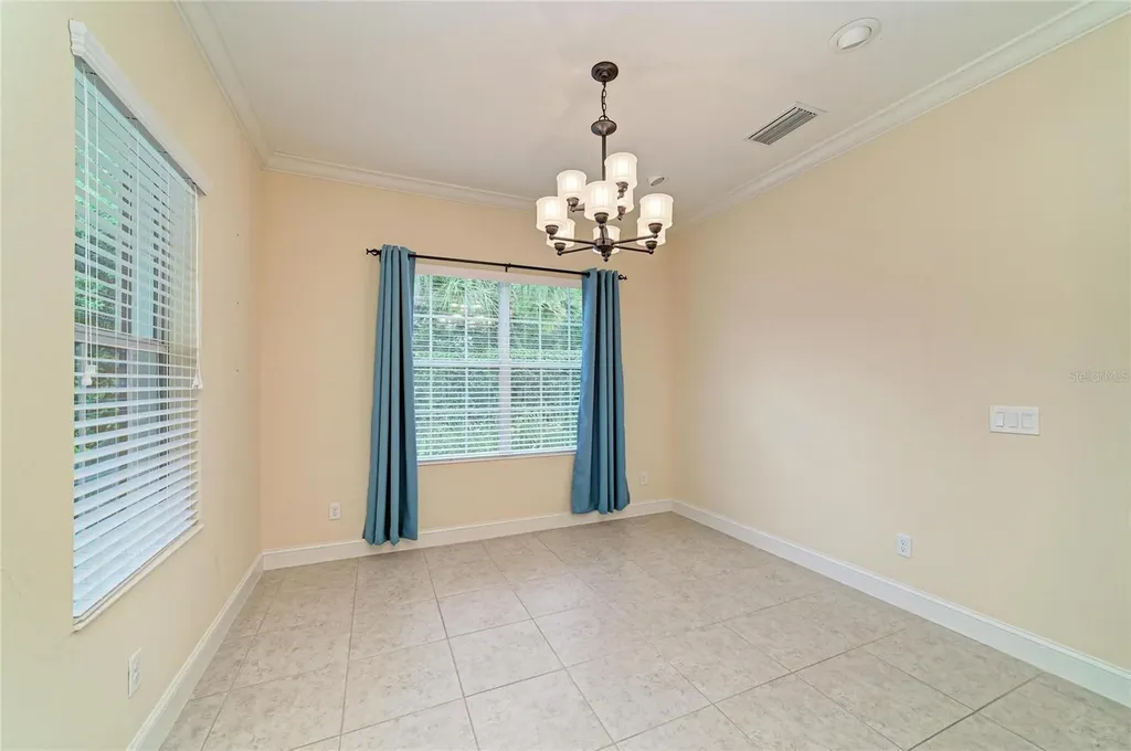 1936 Orange Lake Cove Bradenton FL 34211