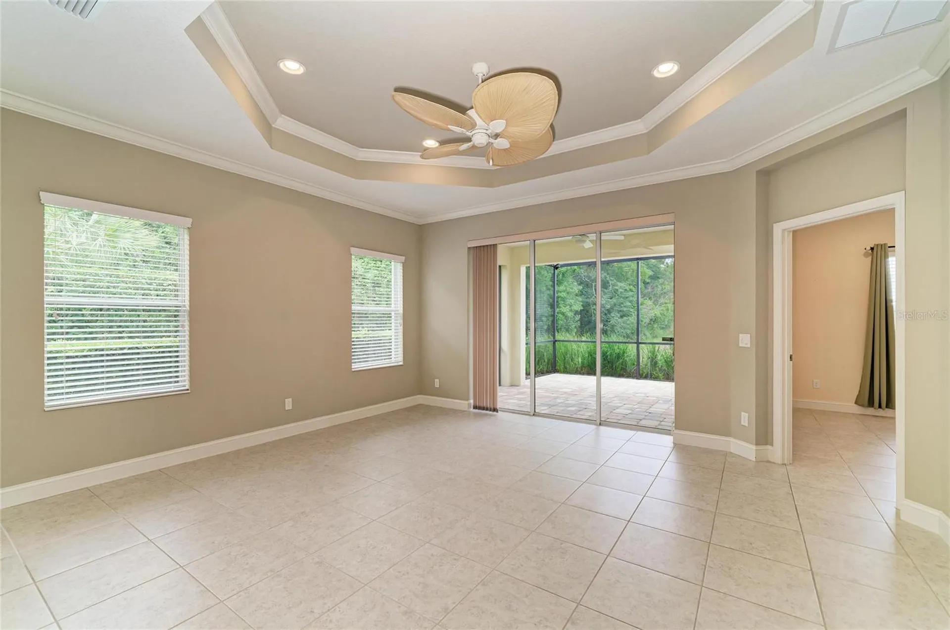 1936 Orange Lake Cove Bradenton FL 34211