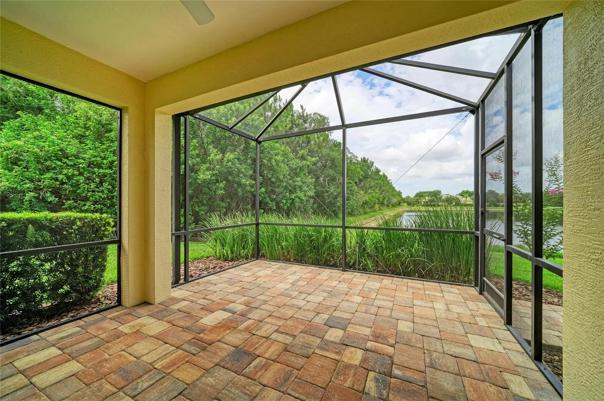 1936 Orange Lake Cove Bradenton FL 34211