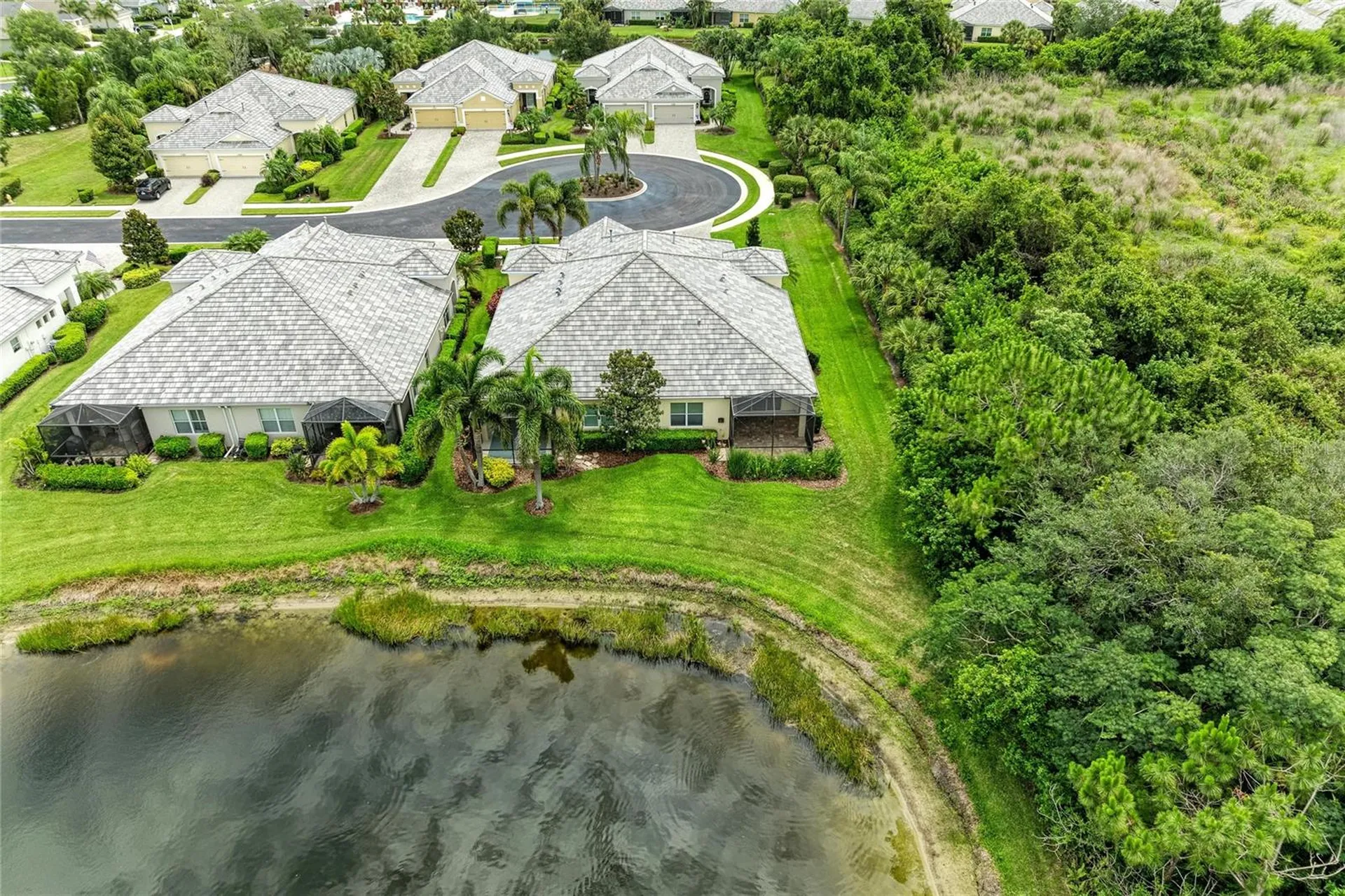 1936 Orange Lake Cove Bradenton FL 34211