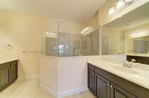 1936 Orange Lake Cove Bradenton FL 34211
