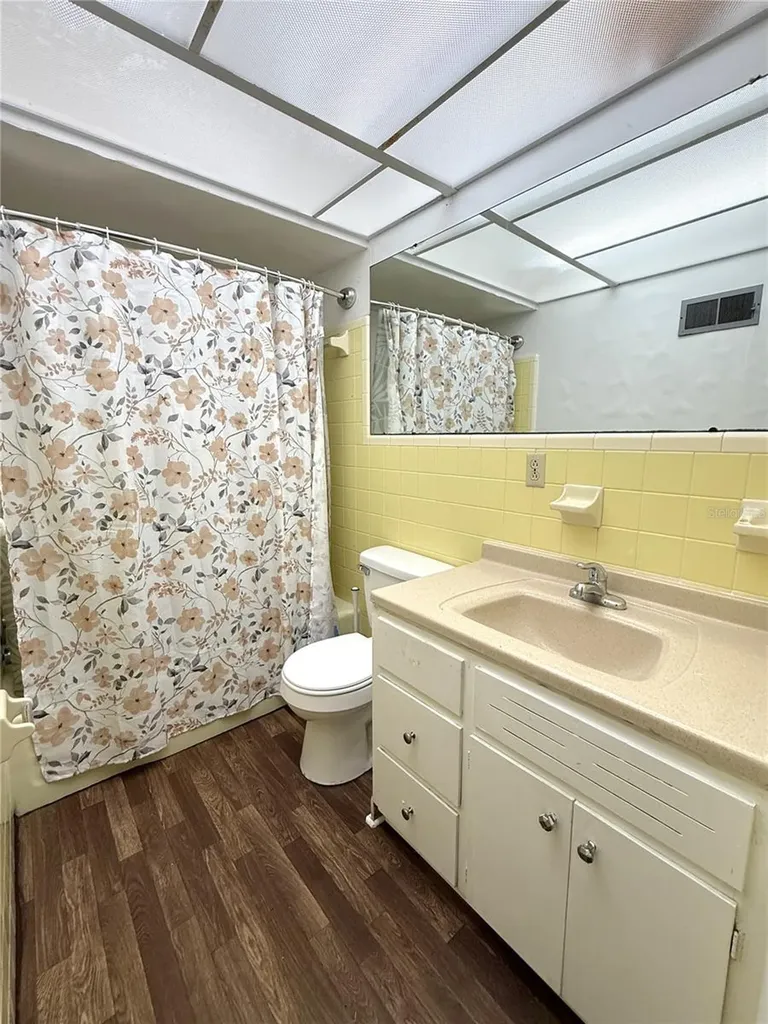 915 14th Street E Bradenton FL 34208