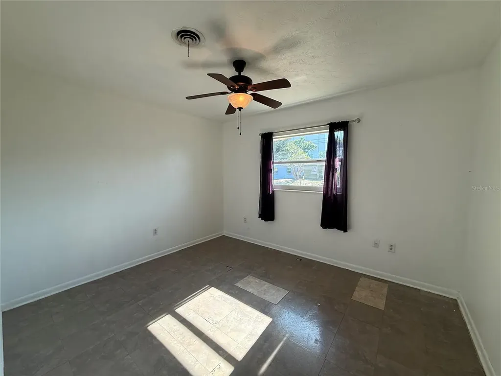 915 14th Street E Bradenton FL 34208