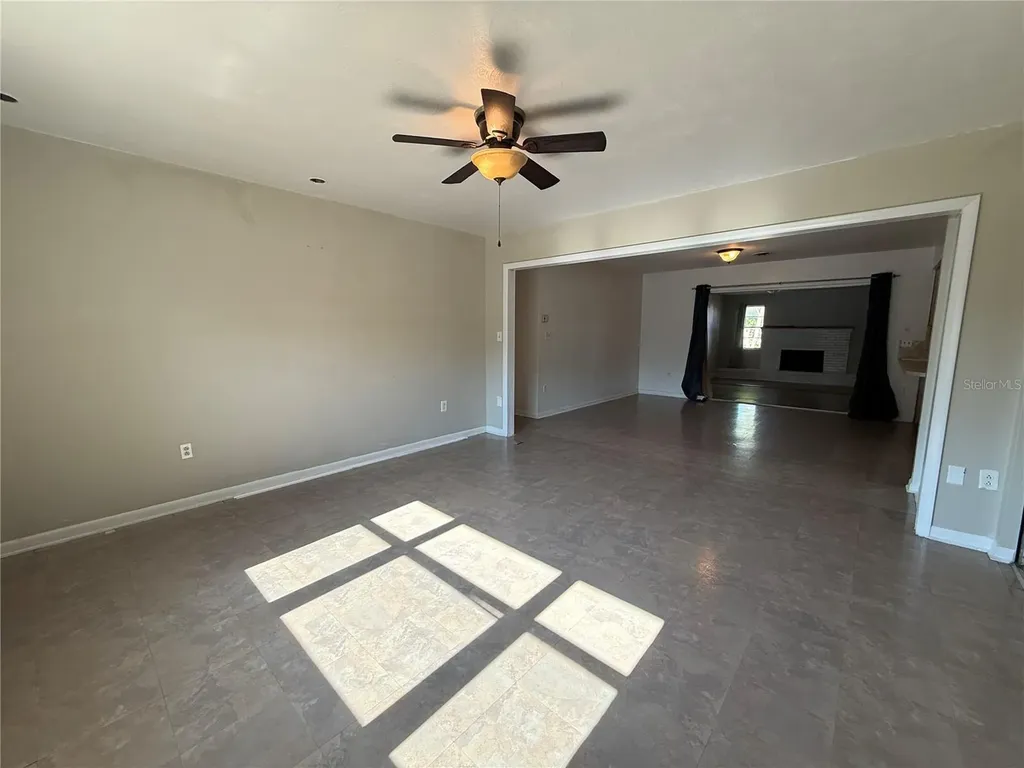 915 14th Street E Bradenton FL 34208