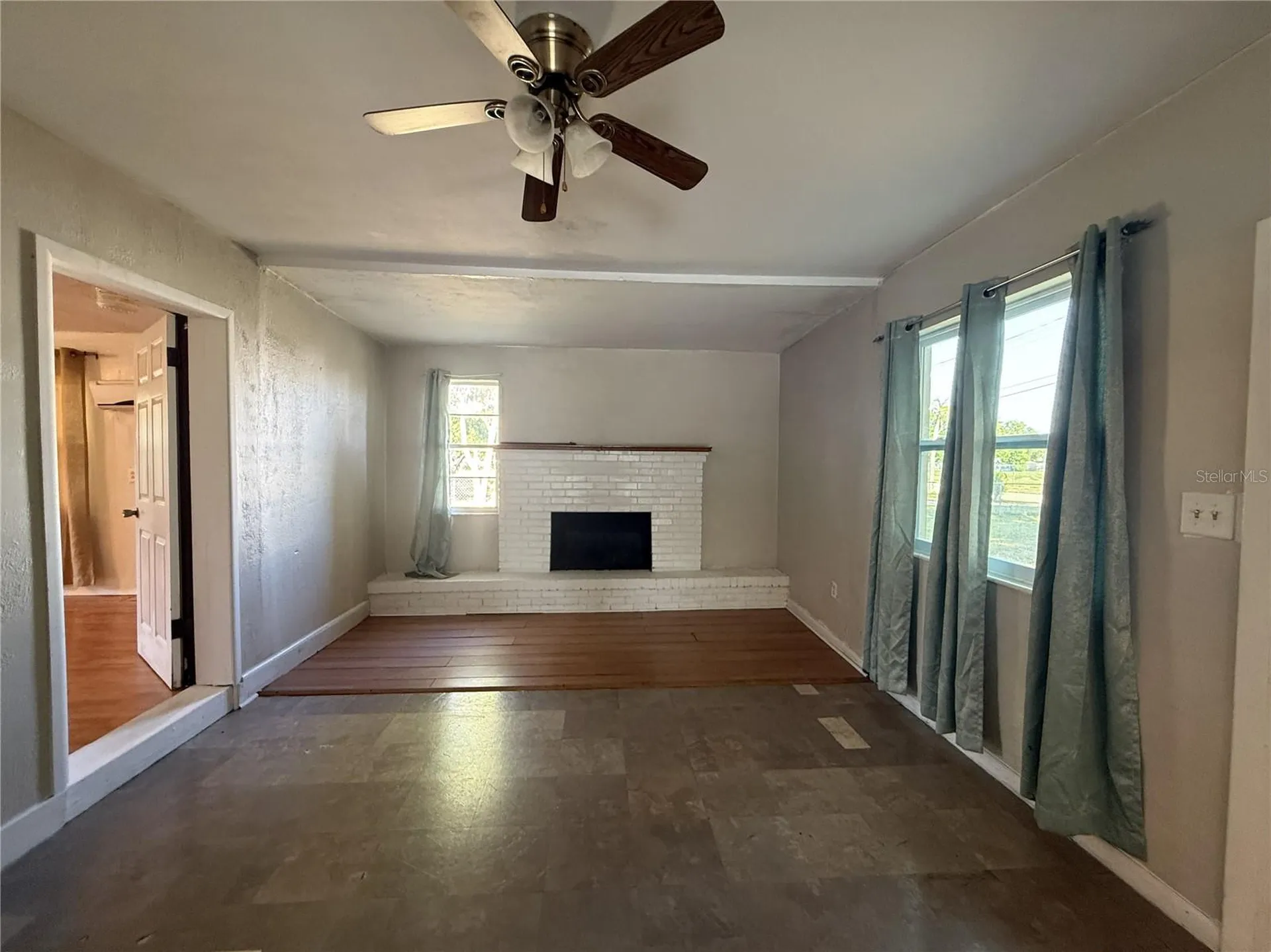 915 14th Street E Bradenton FL 34208