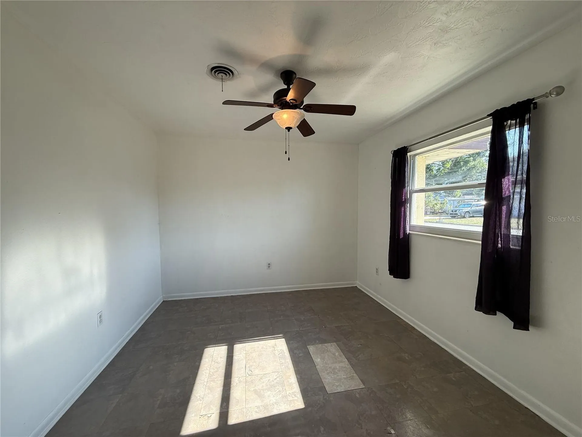 915 14th Street E Bradenton FL 34208