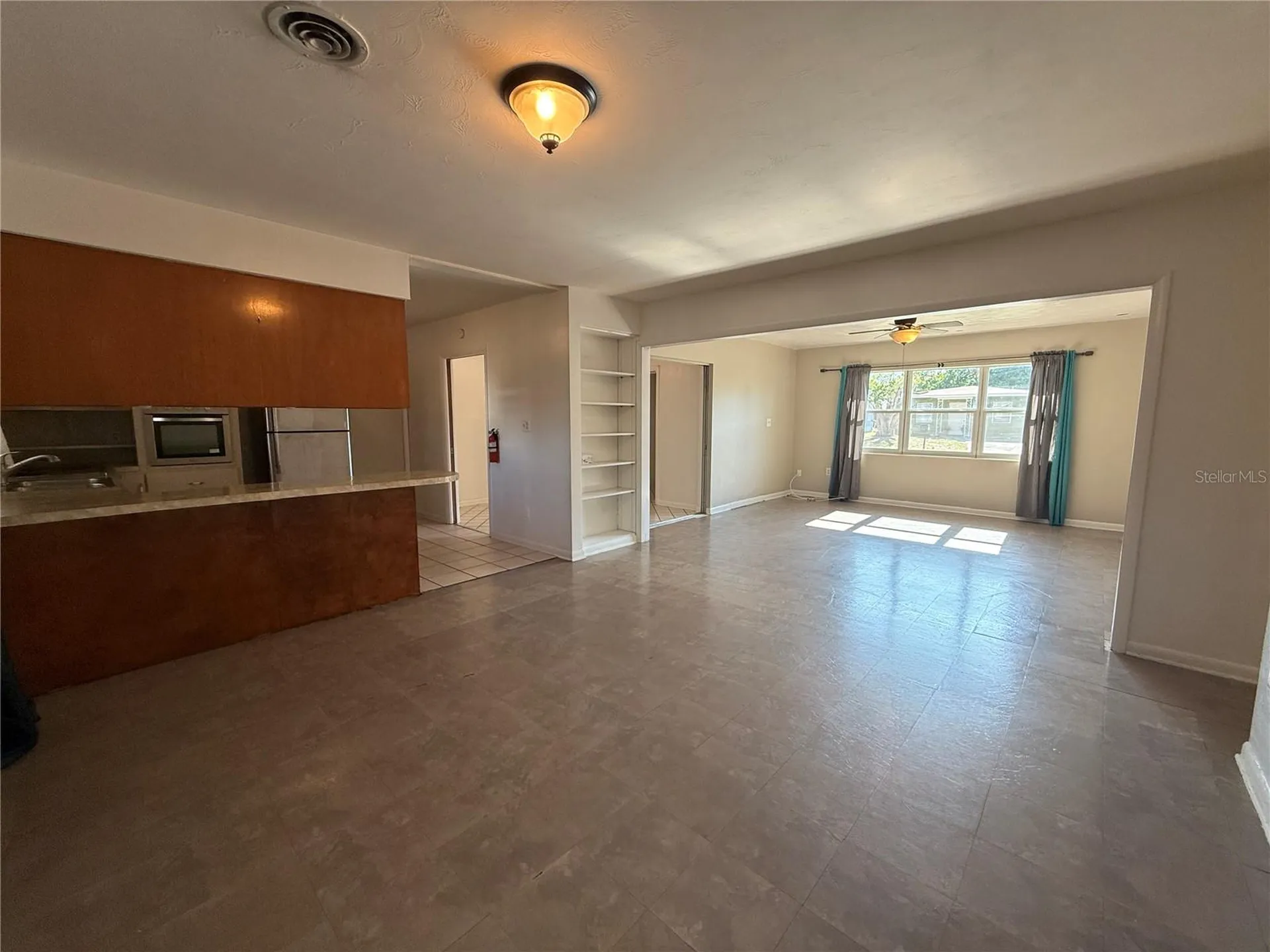 915 14th Street E Bradenton FL 34208
