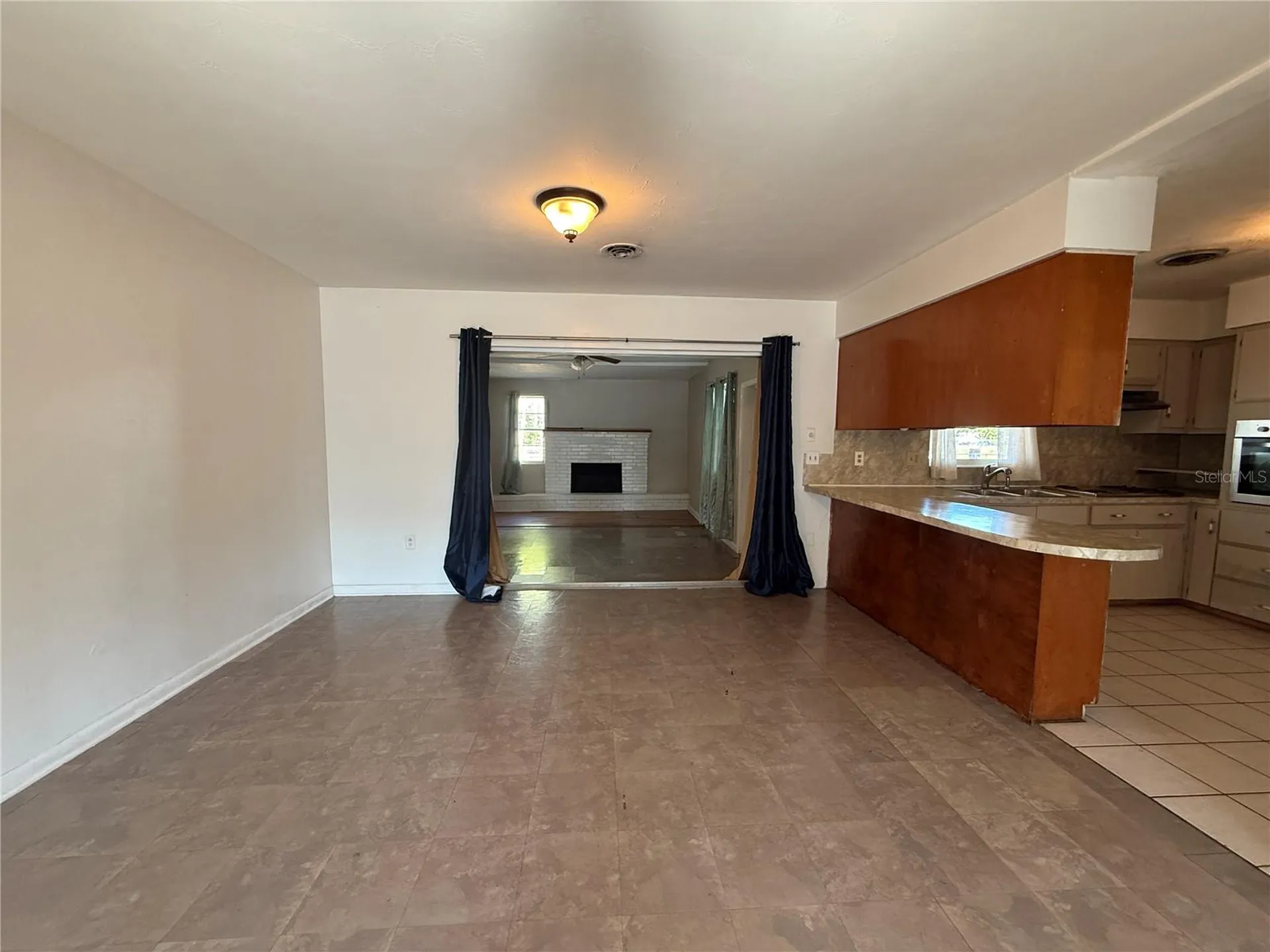 915 14th Street E Bradenton FL 34208