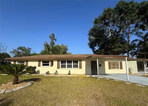 915 14th Street E Bradenton FL 34208