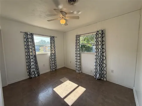 915 14th Street E Bradenton FL 34208