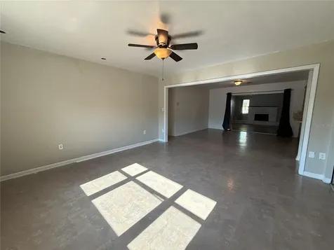 915 14th Street E Bradenton FL 34208