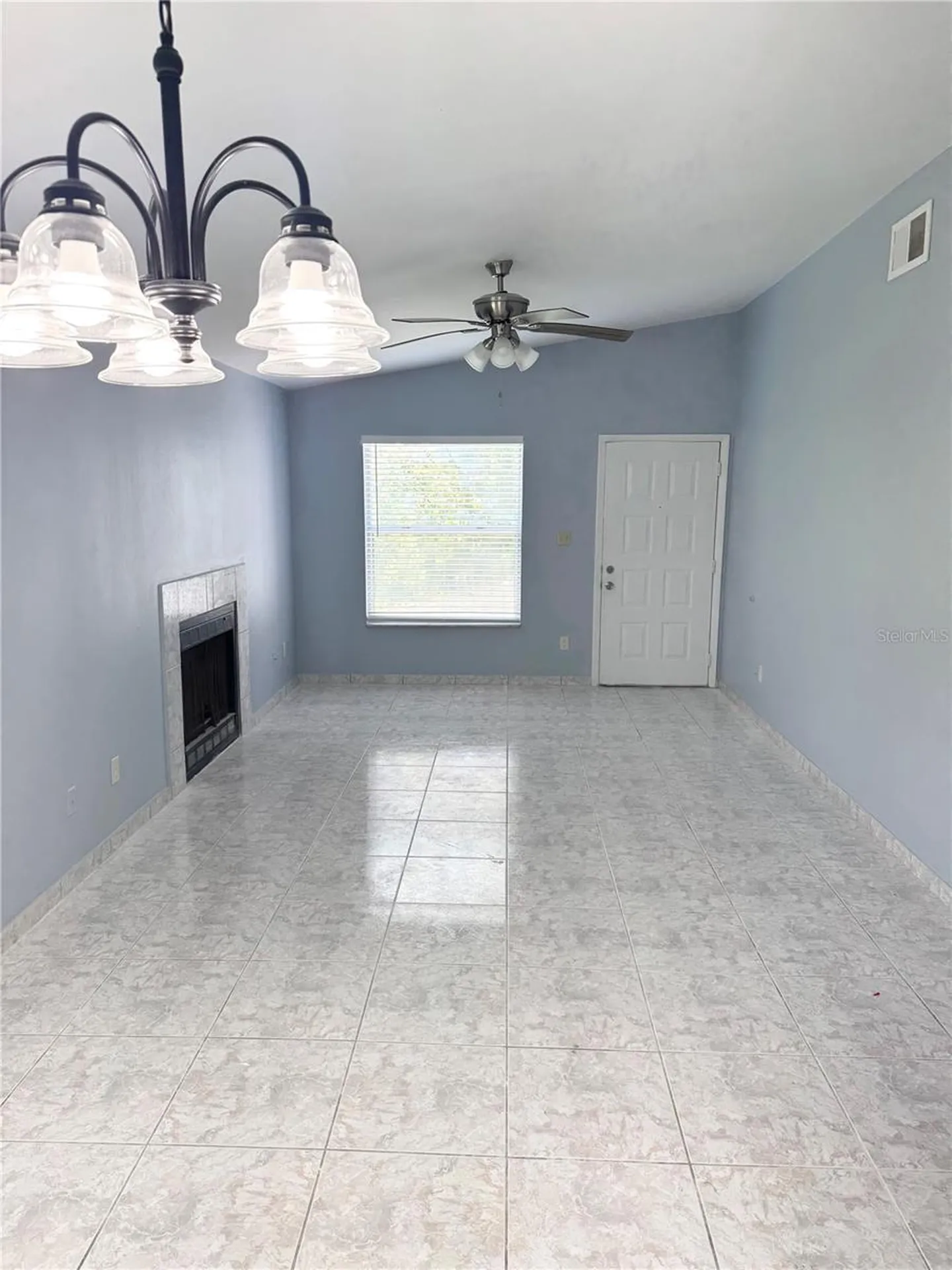 4882 S Semoran Boulevard Orlando FL 32822