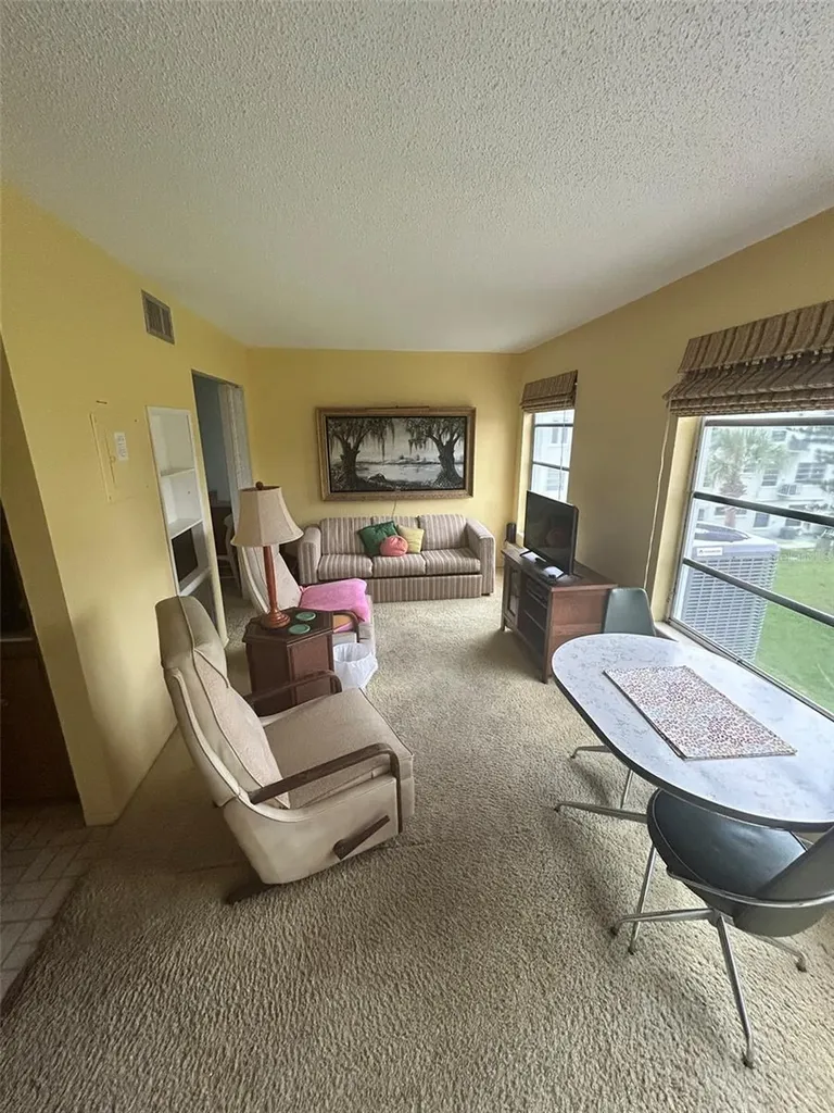 2386 Sumatran Way Clearwater FL 33763