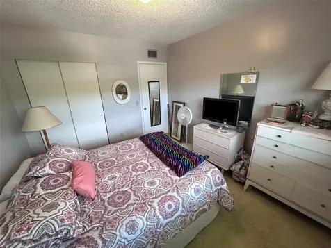 2386 Sumatran Way Clearwater FL 33763