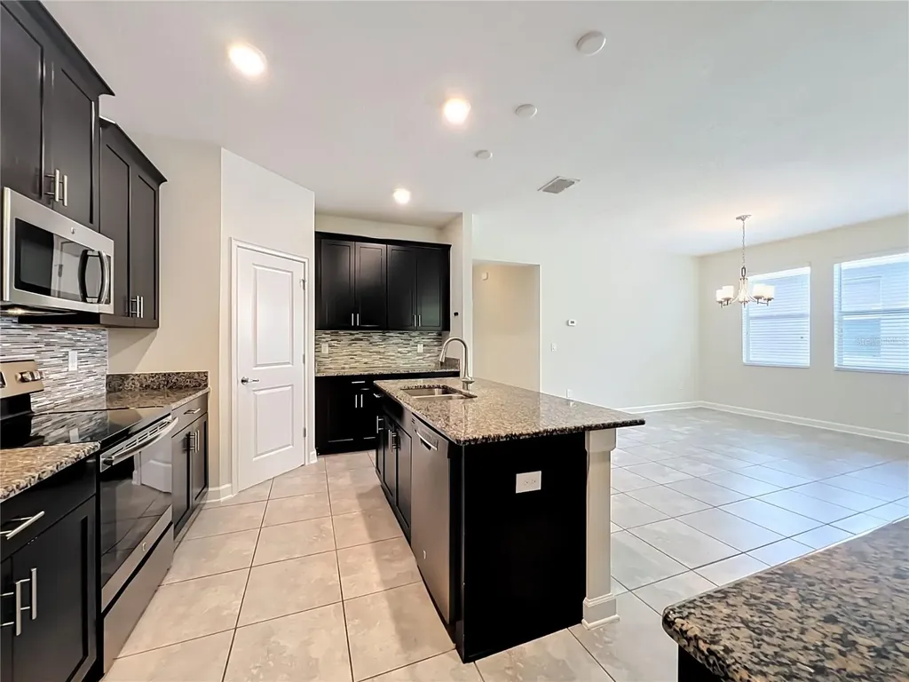 10066 Lovegrass Lane Orlando FL 32832