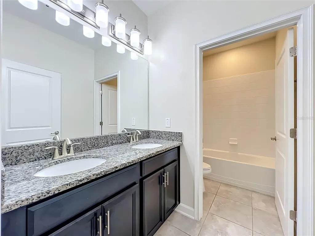 10066 Lovegrass Lane Orlando FL 32832