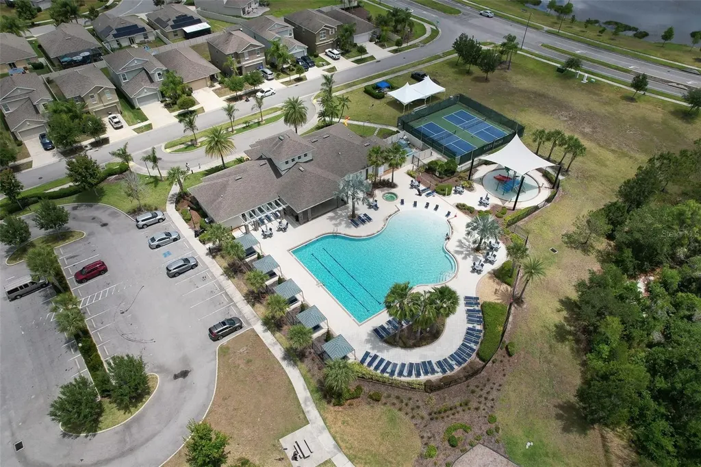 17334 White Mangrove Drive Wimauma FL 33598